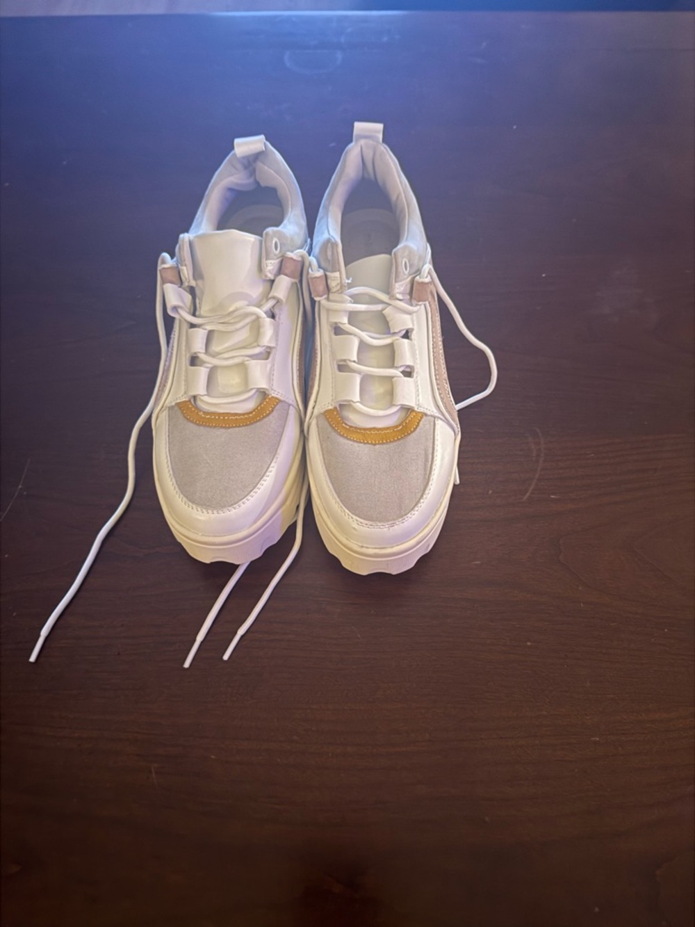 Steve Madden White and Tan Women's Chunky Sneakers